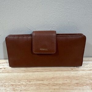 Fossil Tan Leather Checkbook Wallet